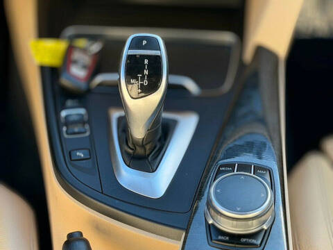 2018 BMW 3 Series 330i