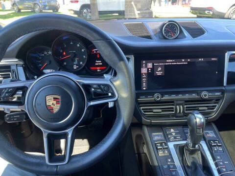 2020 Porsche Macan