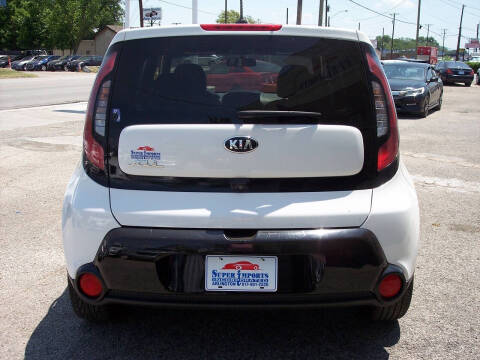 2016 Kia Soul +