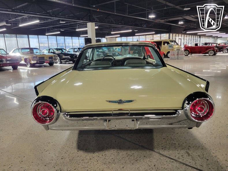 1963 Ford Thunderbird