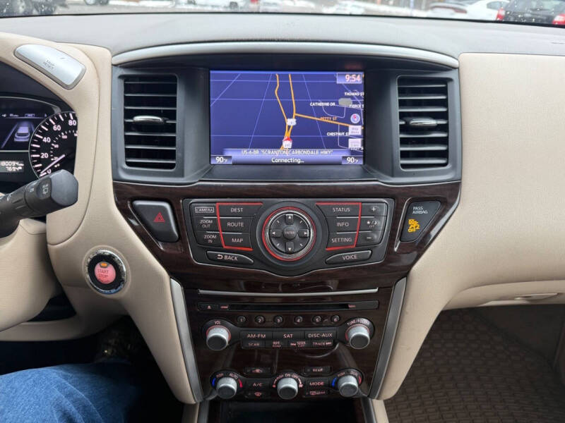 2013 Nissan Pathfinder Platinum