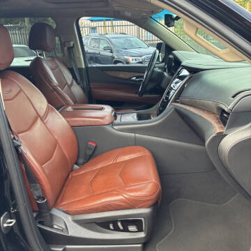 2019 Cadillac Escalade ESV Premium Luxury