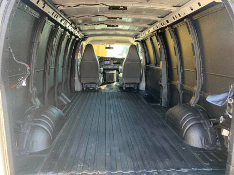 2018 Chevrolet Express 2500