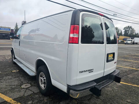 2016 GMC Savana 2500