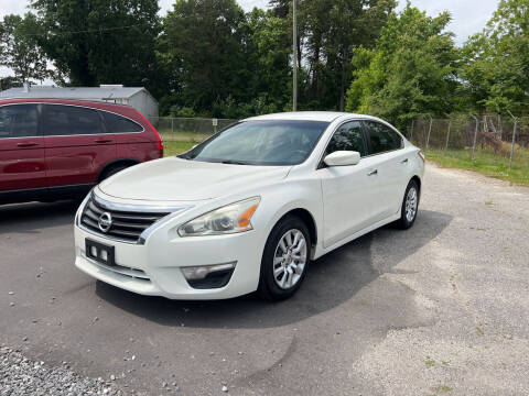 2013 Nissan Altima for sale at Noble Auto in Hickory NC