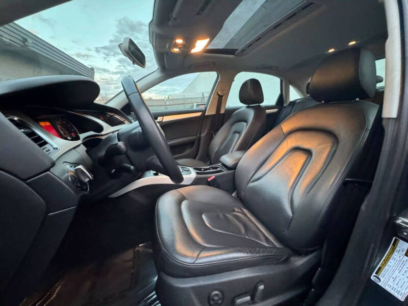 2009 Audi A4 2.0T quattro Premium