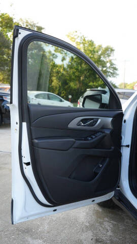 2018 Chevrolet Traverse LT Cloth