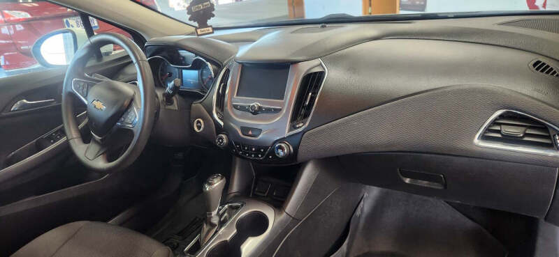 2018 Chevrolet Cruze LT Auto