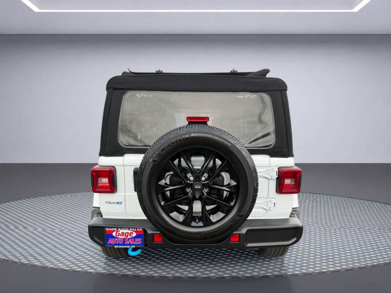 2024 Jeep Wrangler Sahara 4xe