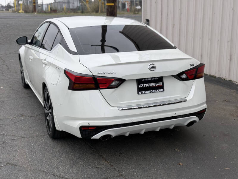 2019 Nissan Altima 2.5 SR