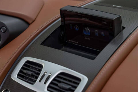 2016 Aston Martin Vanquish Volante