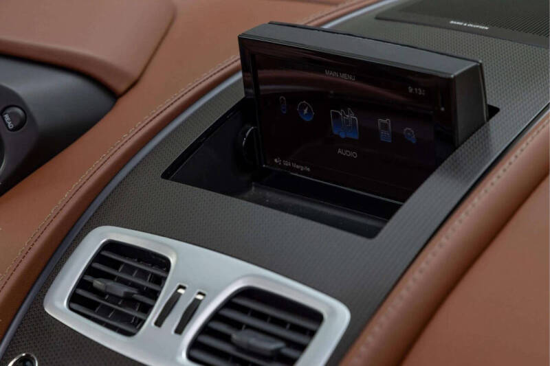 2016 Aston Martin Vanquish Volante