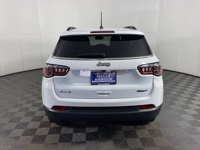 2023 Jeep Compass Latitude Lux