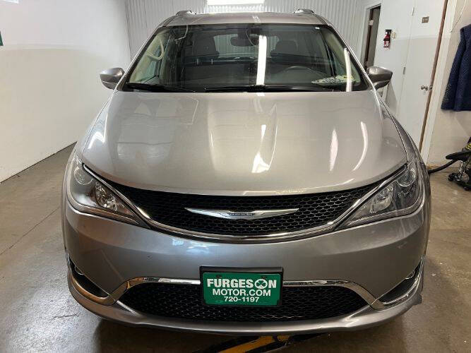 Silver 2018 Chrysler Pacifica Touring L Touring L 4dr Mini-Van 2