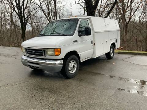 2003 Ford E-Series for sale at WASHINGTON AUTO & MESSENGER SERVICES LLC in North Huntingdon PA