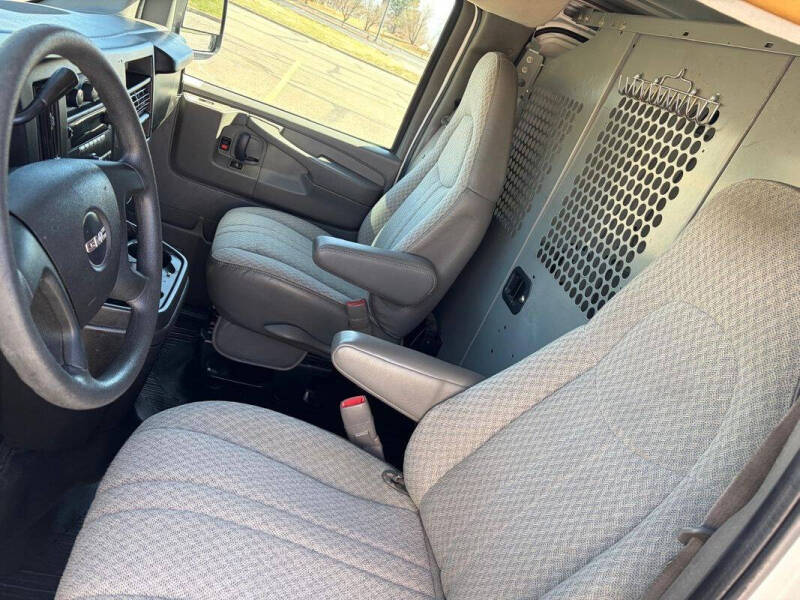 2009 GMC Savana 3500