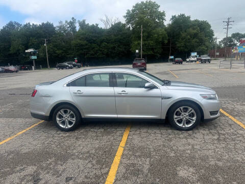 2013 Ford Taurus SEL