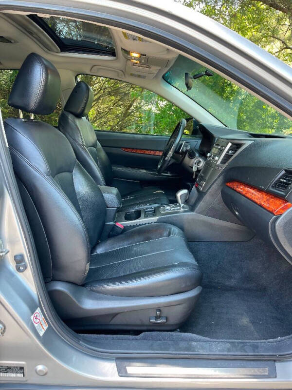 2010 Subaru Outback 2.5i Limited