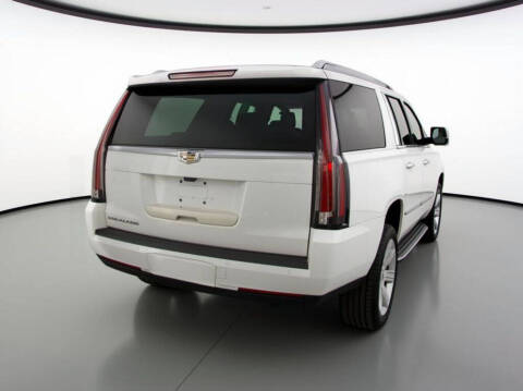 2019 Cadillac Escalade ESV Luxury