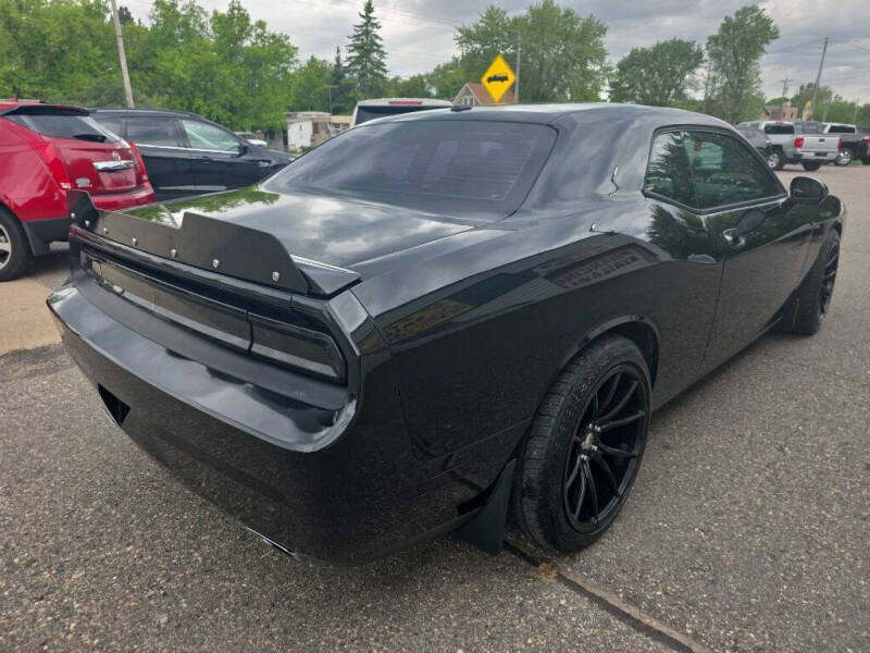 2009 Dodge Challenger SRT8