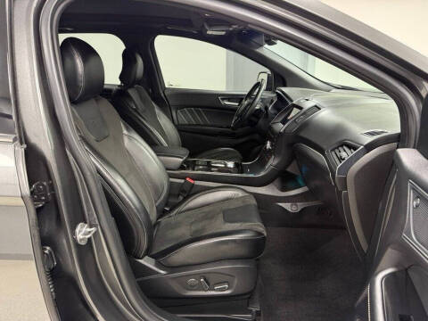 2019 Ford Edge ST