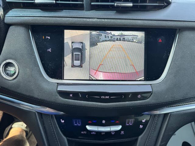 2017 Cadillac XT5 Platinum