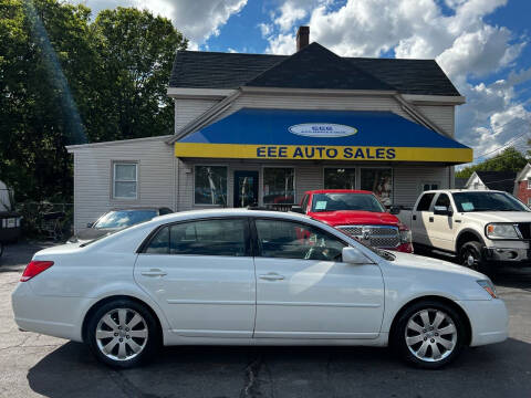 2007 Toyota Avalon for sale at EEE AUTO SERVICES AND SALES LLC in Cincinnati OH