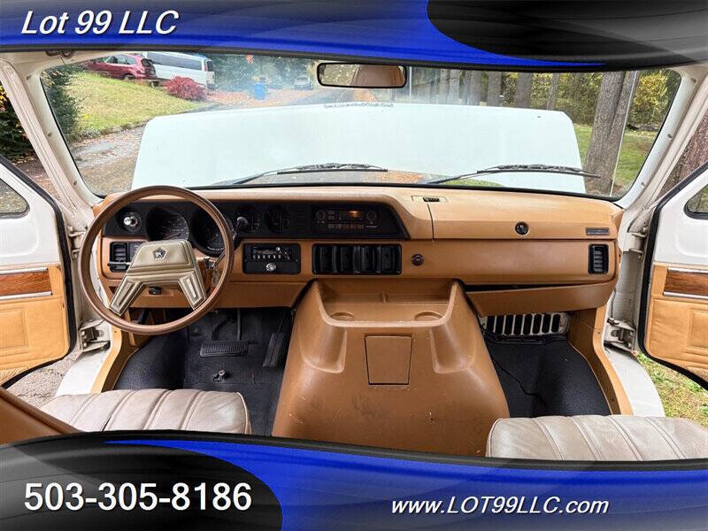 1985 Dodge Ram Van B250