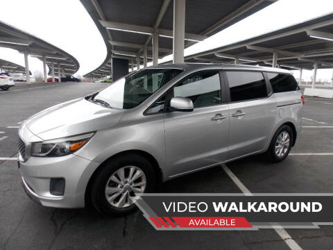 2015 Kia Sedona L