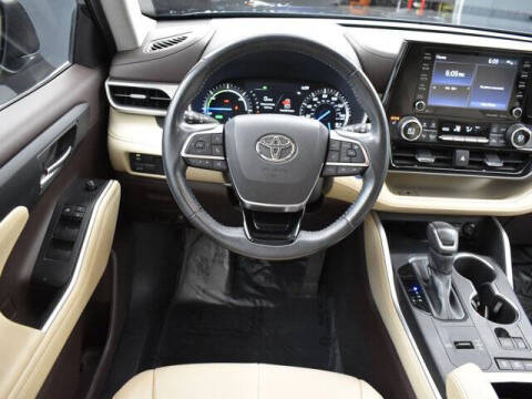2021 Toyota Highlander Hybrid XLE