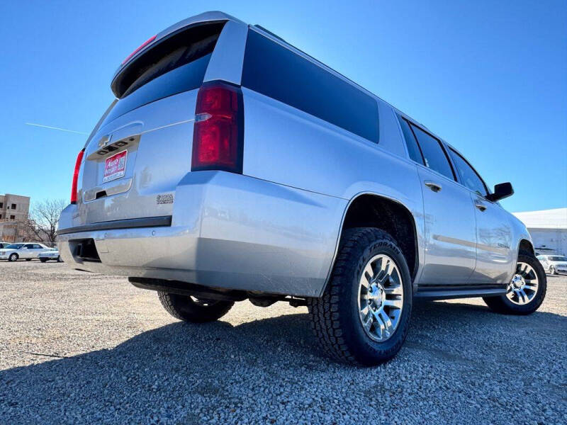 2017 Chevrolet Suburban LT