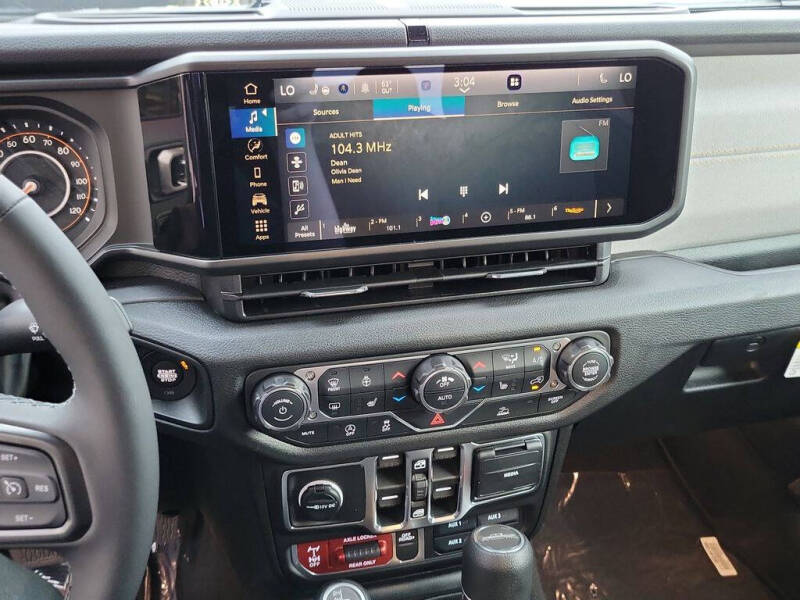 2026 Jeep Gladiator Willys