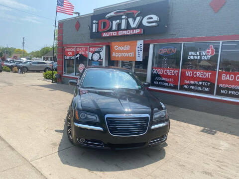 2012 Chrysler 300 for sale at iDrive Auto Group in Eastpointe MI