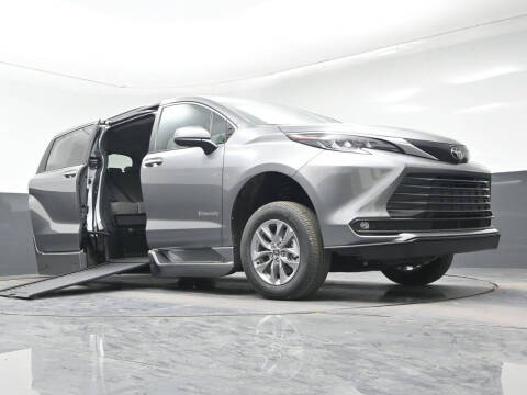 2026 Toyota Sienna XLE 7-Passenger