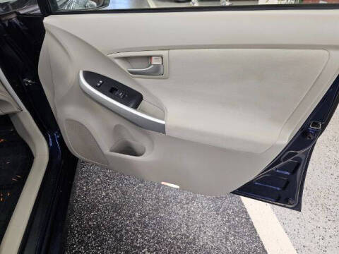 2014 Toyota Prius Two