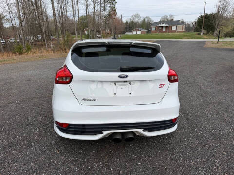 2016 Ford Focus ST