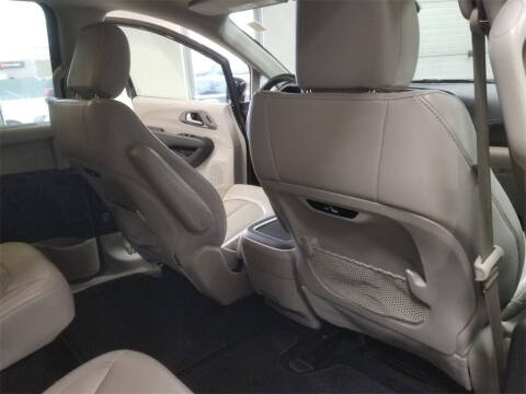 2021 Chrysler Pacifica Touring L