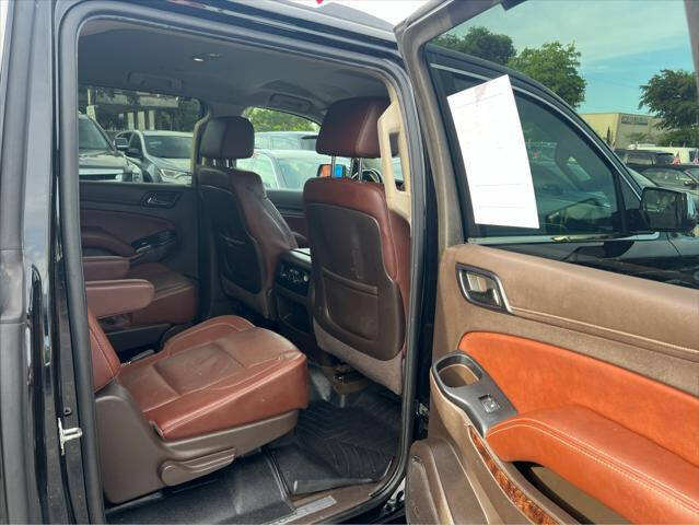 2015 Chevrolet Suburban SUV - $24,997