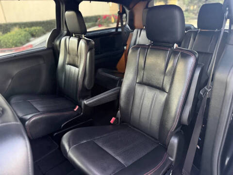 2014 Dodge Grand Caravan R/T