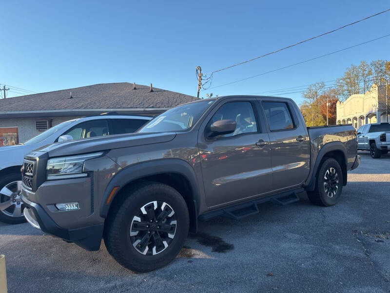 2023 Nissan Frontier PRO-X's photo