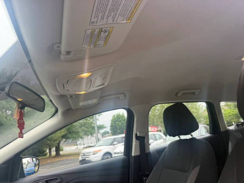 2015 Ford Escape S