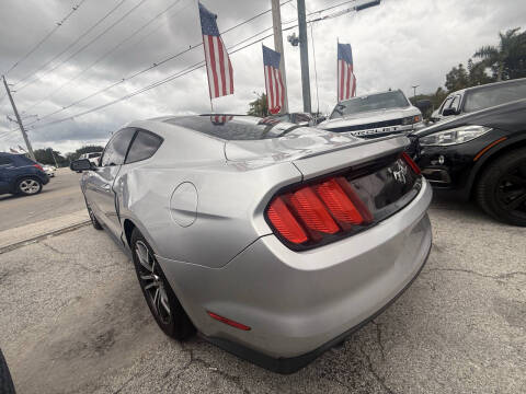 2017 Ford Mustang EcoBoost Premium