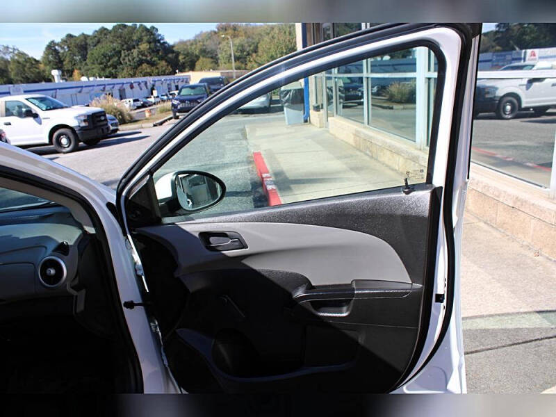 2020 Chevrolet Sonic LT