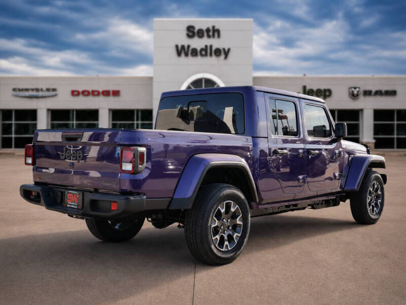 2026 Jeep Gladiator Sahara