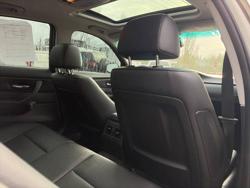 2011 BMW 3 Series 335i