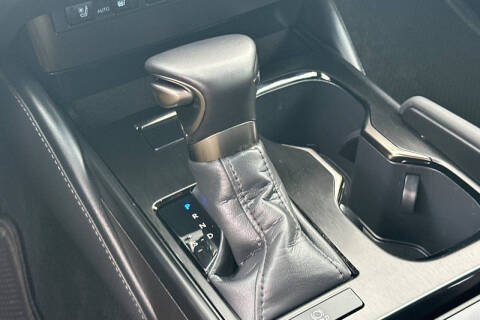 2025 Lexus ES 350