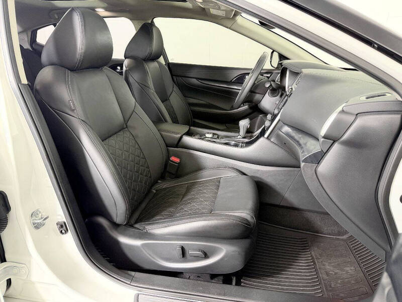 2020 Nissan Maxima Platinum