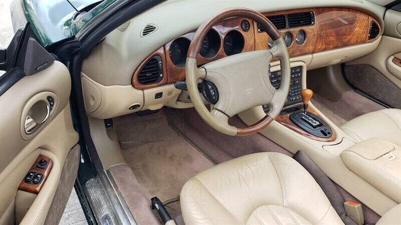2000 Jaguar XK-Series 7