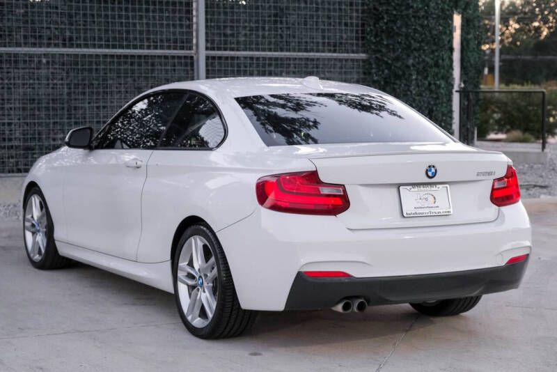 2016 BMW 2 Series 228i