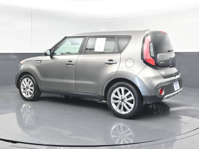 2019 Kia Soul +
